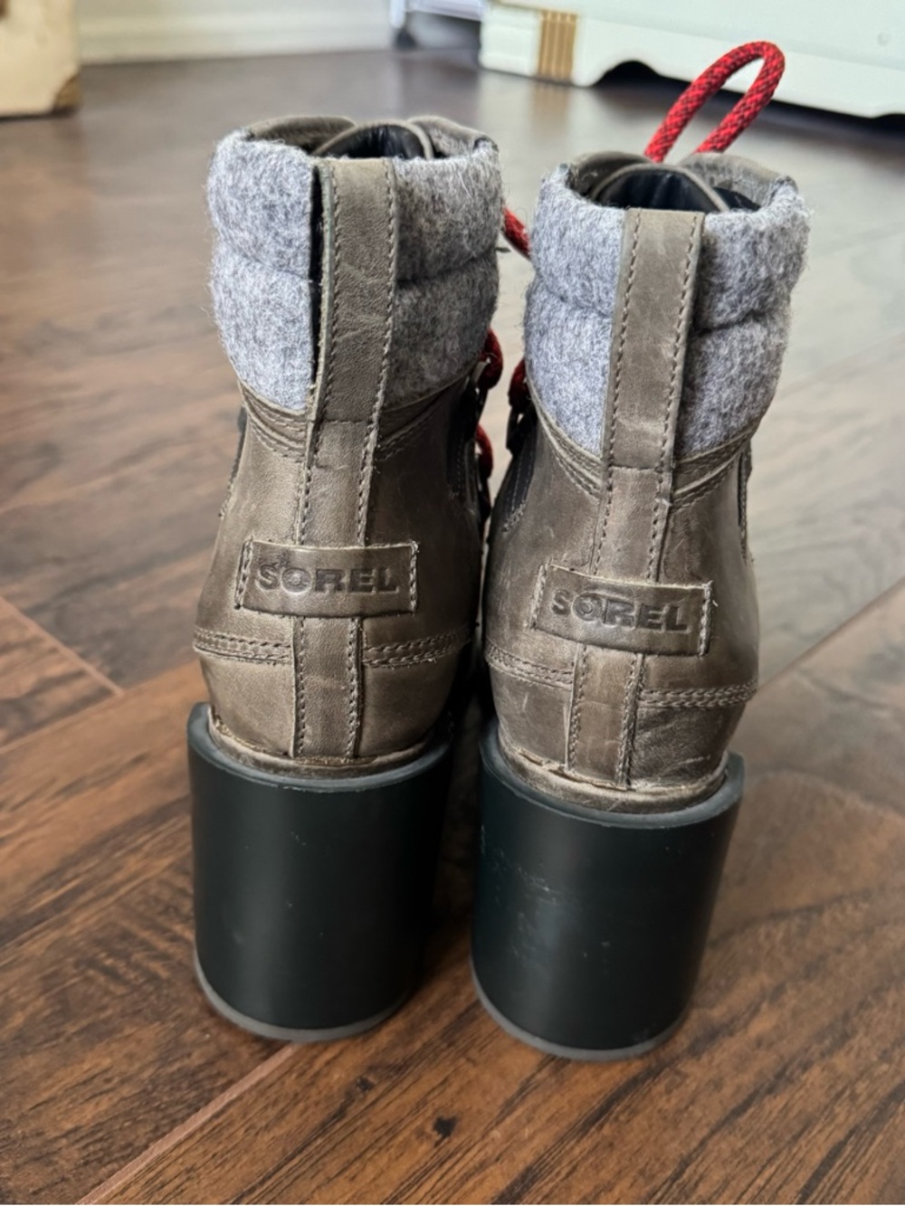 Sorel Size 8 Blake Lace Up Bootie Quarry Gray - Picture 2 of 9